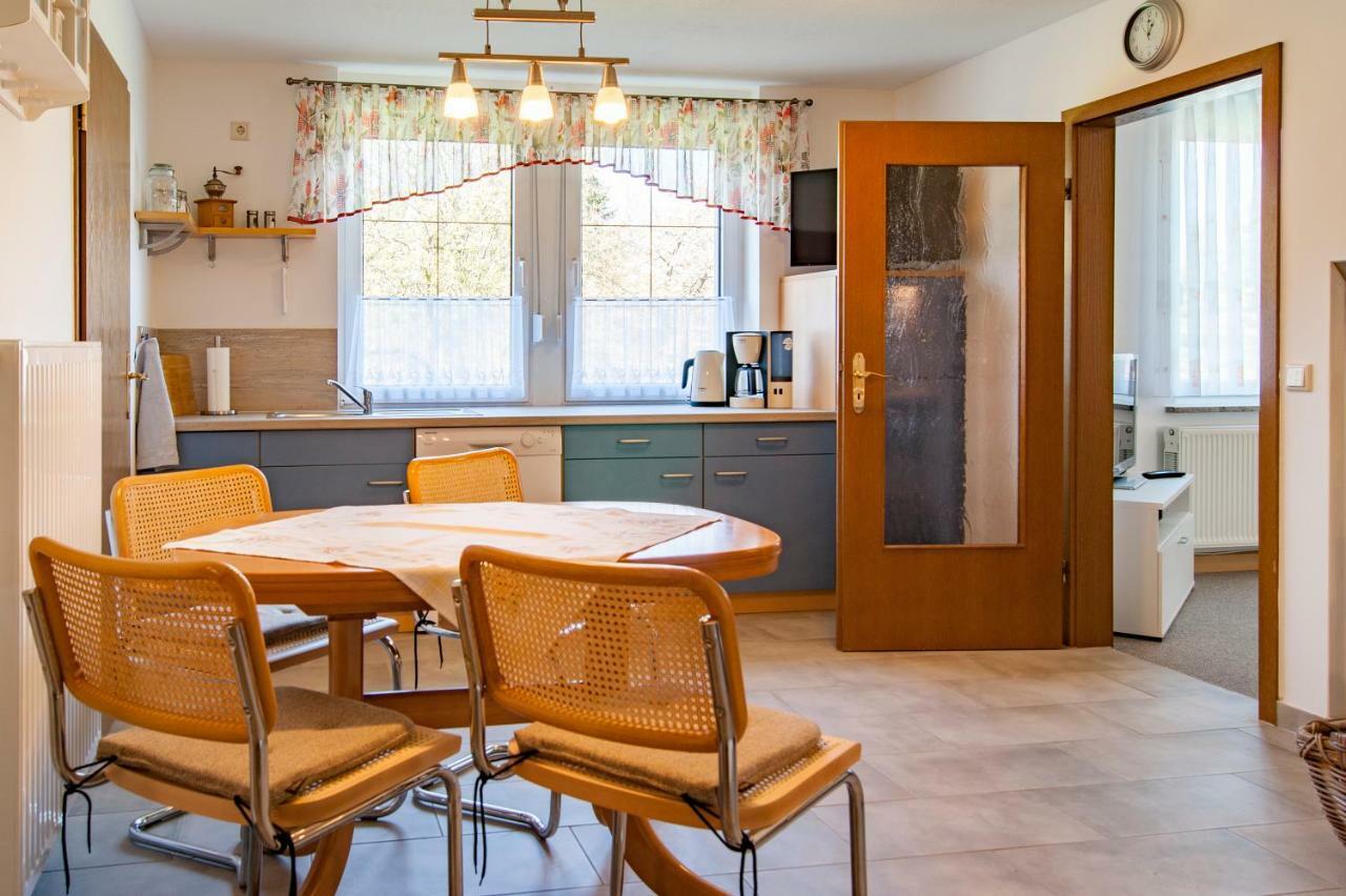 Dreiseitenhof Ferienwohnung Kuenzel Тарандт Экстерьер фото